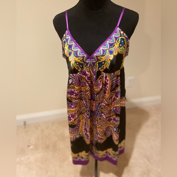 ECI new york.  Fun and flirty dress.  Perfect for summer - Picture 1 of 5